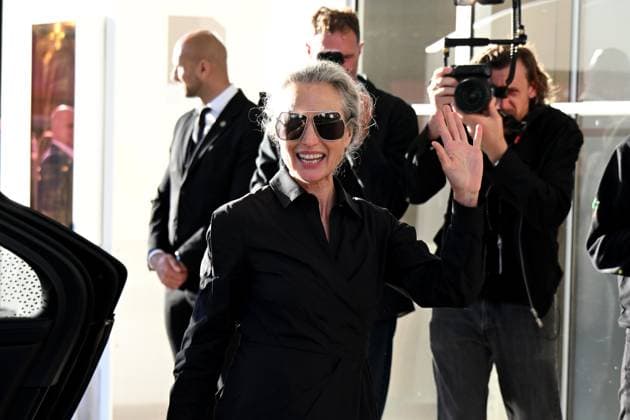 Cannes, 78th Cannes Film Festival 2025. Personalities arrivals at Hotel Martinez in Cannes In the photo: Andie MacDowell  Copyright: xMangiarotti Ipax xipa-agency.netx xPoolxPhotoxEventsx05x IPA_Agency_IPA57587646