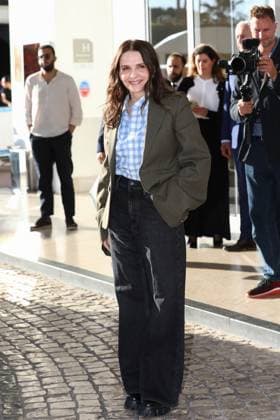 May 12, 2025, Cannes, Cote D azur, France: Jury President JULIETTE BINOCHE poses for photos ahead of the official Jury Dinner of the 78th Annual Cannes Film Festival in Cannes, France Cannes France - ZUMAc179 20250512_zep_c179_085 Copyright: xMickaelxChavetx