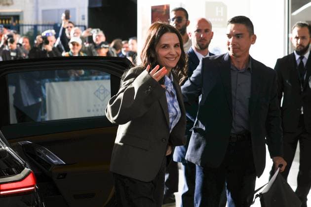 May 12, 2025, Cannes, Cote D azur, France: Jury President JULIETTE BINOCHE poses for photos ahead of the official Jury Dinner of the 78th Annual Cannes Film Festival in Cannes, France Cannes France - ZUMAc179 20250512_zep_c179_087 Copyright: xMickaelxChavetx