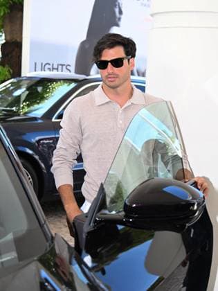 Cannes, 78th Cannes Film Festival 2025 - day 1 - Arrivals at the Hotel Martinez Pictured; Carlos Sainz  Copyright: xManuelexMangiarottix xipa-agency.netx xPoolxPhotoxEventsx05x IPA_Agency_IPA57613628