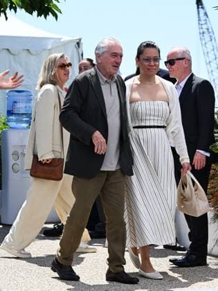 Cannes, 78th Cannes Film Festival 2025 - day 1 - Photocall Robert De Niro Honorary Palme D Or. In the photo Robert De Niro and Tiffany Chen  Copyright: xSimonexComix xipa-agency.netx xSimonexComix IPA_Agency_IPA57614223