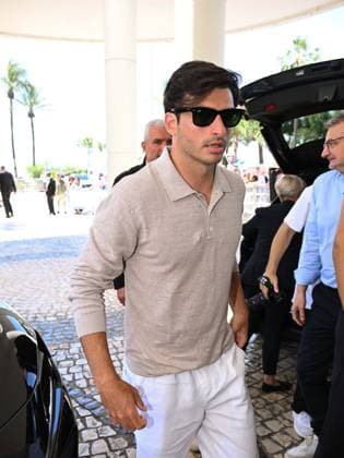 Cannes, France: Cannes, 78th Cannes Film Festival 2025 - day 1 - Arrivals at the Hotel Martinez Pictured; Carlos Sainz Cannes France  - ZUMAp169 20250513_zea_p169_032 Copyright: xManuelexMangiarottix