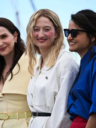 Cannes, 78th Cannes Film Festival 2025 - day 1 - jury photocall Cannes, 78th Cannes Film Festival 2025 day 1 - jury photocall - in the photo: Alba Rohrwacher and Juliette Binoche Cannes Cannes France  Copyright: xIPA ABACAx