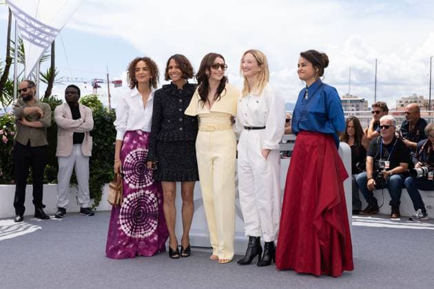 Cannes - Jury Photocall Payal Kapadia, Jury Member, Alba Rohrwacher, Jury President, Juliette Binoche, Jury Member, Halle Berry and Jury Member, Leïla Slimani during the Jury photocall at the 78th annual Cannes Film Festival on May 13, 2025 in Cannes, France. Photo by Shootpix ABACAPRESS.COM Cannes France  Copyright: xShootpix ABACAx