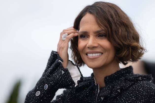 Cannes - Jury Photocall Halle Berry poses during the Jury photocall at the 78th annual Cannes Film Festival at on May 13, 2025 in Cannes, France. Photo by Shootpix ABACAPRESS.COM Cannes France  Copyright: xShootpix ABACAx