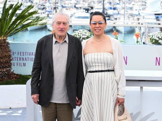 Cannes, 78th Cannes Film Festival 2025 - day 1 - Photocall Robert De Niro Honorary Palme D Or Cannes, 78th Cannes Film Festival 2025 day 1 - jury photocall - in the photo: ROBERT DE NIRO and his wife TIFFANY CHEN at the photocall before receiving the honorary Palme d Or. Cannes France  Copyright: xIPA ABACAx