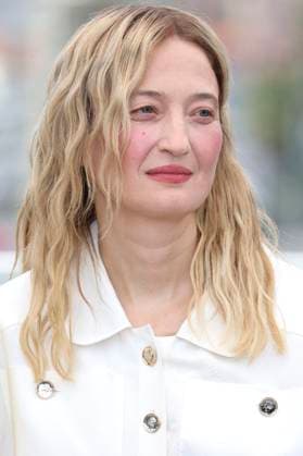Alba Rohrwacher at the International Jury Photocall at the Festival de Cannes 2025 78 Cannes International Film Festival at the Palais des Festivals Cannes, 13 05 2025 Foto:xD.xBedrosianx xFuturexImagex jury_5549