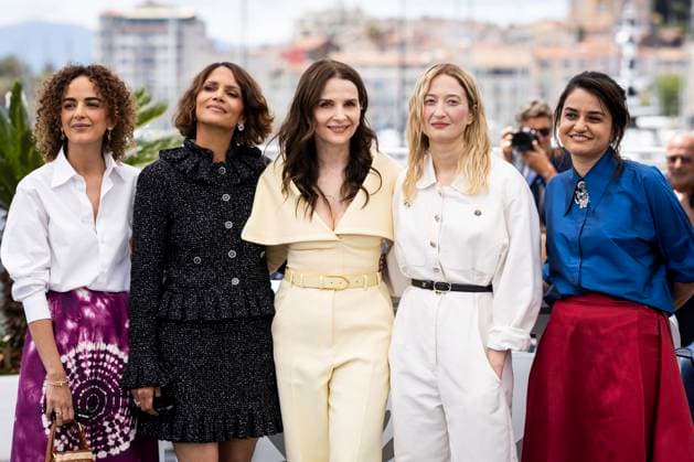 Photocall of the Feature Film Jury at the 78th Cannes International Film Festival Leila Slimani, Halle Berry, Jury President Juliette Binoche, Alba Rohrwacher, Payal Kapadia Photocall of the Feature Film Jury at the 78th Cannes International Film Festival, May 13, 2025 Jacovides Moreau Bestimage Photocall of the Feature Film Jury at the 78th Cannes International Film Festival, May 13, 2025 Cannes France  Copyright: xJACOVIDES-MOREAUx xBESTIMAGExJACOVIDES-MOREAUx xBESTIMAGEx