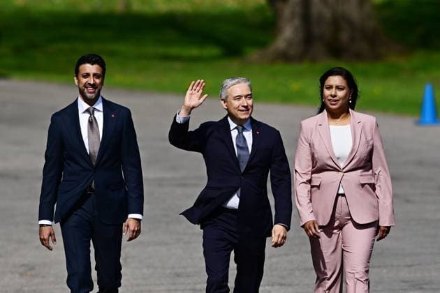 May 13, 2025, Ottawa, On, Canada: Maninder Sidhu, left to right, Francois-Philippe Champagne and Ruby Sahota arrive for a cabinet swearing-in at Rideau Hall in Ottawa on Tuesday, May 13, 2025. Ottawa Canada  - ZUMAc35_ 20250513_zaf_c35_053 Copyright: xSpencerxColbyx