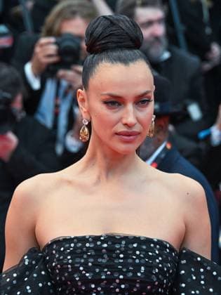 Cannes, 78th Cannes Film Festival 2025 - Night 1 - Opening Ceremony - i beauty Cannes, 78th Cannes Film Festival 2025 - Evening 1 - Opening Ceremony - In the photo: Irina Shayk Cannes France  Copyright: xIPA ABACAx