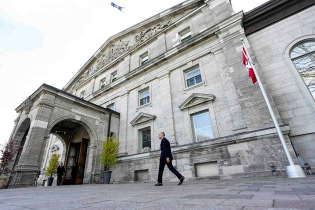 May 13, 2025, Ottawa, On, CANADA: Prime Minister Mark Carney arrives for the cabinet swearing-in ceremony at Rideau Hall in Ottawa on Tuesday, May 13, 2025. Ottawa CANADA  - ZUMAc35_ 20250513_zaf_c35_057 Copyright: xJustinxTangx