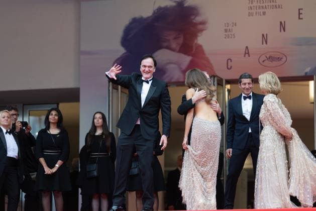 78. Internationalen Filmfestspiele von Cannes 2025 Cannes, Frankreich - 13.5.2024: Quentin Tarantino und Daniella Tarantino während der Eröffnung der 78. Internationalen Filmfestspiele von Cannes. Die 78. Internationalen Filmfestspiele von Cannes finden vom 13. bis 24. Mai 2025 statt. Provence-Alpes-CÃ te d™Azur