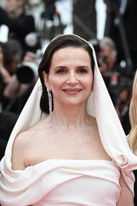 RECORD DATE NOT STATED 78th Cannes Film Festival Opening Ceremony - France Juliette Binoche attends the red carpet for the opening ceremony and Partir Un Jour (Leave One Day) screening at the 78th annual Cannes Film Festival at Palais des Festivals on May 13, 2025 in Cannes, France. Photo by David Niviere ABACAPRESS.COM Cannes France  Copyright: xNivierexDavid ABACAPRESS.COMx