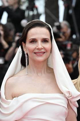 RECORD DATE NOT STATED 78th Cannes Film Festival Opening Ceremony - France Juliette Binoche attends the red carpet for the opening ceremony and Partir Un Jour (Leave One Day) screening at the 78th annual Cannes Film Festival at Palais des Festivals on May 13, 2025 in Cannes, France. Photo by David Niviere ABACAPRESS.COM Cannes France  Copyright: xNivierexDavid ABACAPRESS.COMx