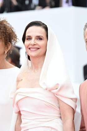 RECORD DATE NOT STATED 78th Cannes Film Festival Opening Ceremony - France Juliette Binoche attends the red carpet for the opening ceremony and Partir Un Jour (Leave One Day) screening at the 78th annual Cannes Film Festival at Palais des Festivals on May 13, 2025 in Cannes, France. Photo by David Niviere ABACAPRESS.COM Cannes France  Copyright: xNivierexDavid ABACAPRESS.COMx