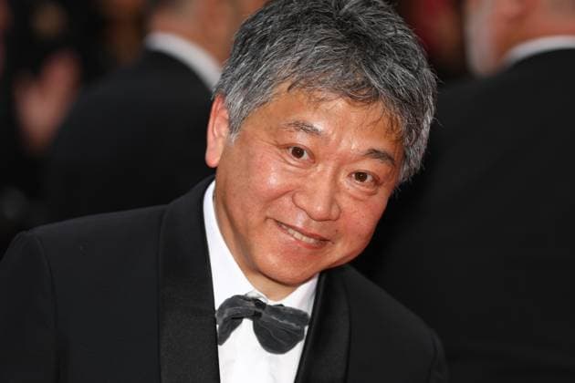 May 13, 2025, Cannes, Cote D azur, France: HIROKAZU KORE-EDA gives eye contact and smiles on the red carpet for the Opening Ceremony and the Leave One Day Premiere screening at the 78th Annual Cannes Film Festival at Palais des Festivals in Cannes, France Cannes France - ZUMAc179 20250513_zep_c179_086 Copyright: xMickaelxChavetx