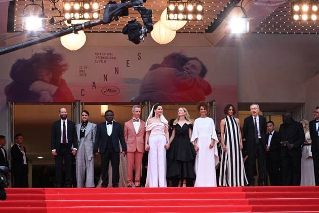 Cannes, 78th Cannes Film Festival 2025, Red Carpet premiere Opening Ceremony Cannes, 78th Cannes Film Festival 2025, Red Carpet premiere Opening Ceremony In the photo: Carlos Reygadas, Payal Kapadia, guest, Jeremy Strong, Juliette Binoche, Alba Rohrwacher, Leïla Slimani, Halle Berry, Hong Sang-soo Cannes France Copyright: xIPA ABACAx