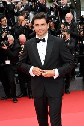 Cannes, 78th Cannes Film Festival 2025, Red Carpet premiere Opening Ceremony Cannes, 78th Cannes Film Festival 2025, Red Carpet premiere Opening Ceremony Pictured: Carlos Sainz Jr. Cannes France  Copyright: xIPA ABACAx