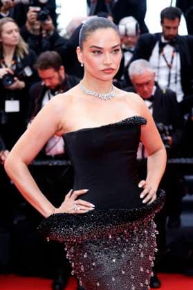 Shanina Shaik at the Opening Ceremony with the premiere of the feature film Partir un jour Leave One Day at the Festival de Cannes 2025 78 Cannes International Film Festival at the Palais des Festivals Cannes, 13 05 2025 Foto:xD.xBedrosianx xFuturexImagex opening_cannes_5529