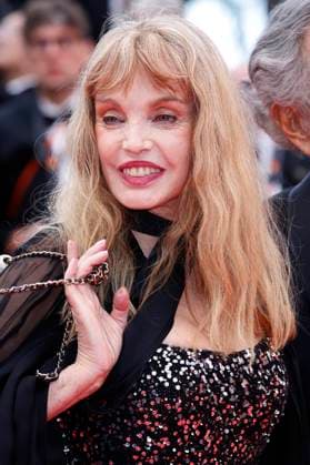 Arielle Dombasle at the Opening Ceremony with the premiere of the feature film Partir un jour Leave One Day at the Festival de Cannes 2025 78 Cannes International Film Festival at the Palais des Festivals Cannes, 13 05 2025 Foto:xD.xBedrosianx xFuturexImagex opening_cannes_5533