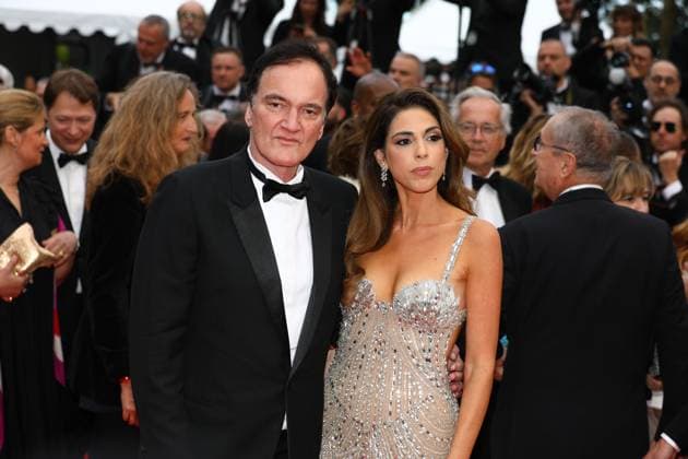 May 13, 2025, Cannes, Cote D azur, France: QUENTIN TARANTINO and his wife DANIELLA PICK on the red carpet for the Opening Ceremony and the Leave One Day Premiere screening at the 78th Annual Cannes Film Festival at Palais des Festivals in Cannes, France Cannes France - ZUMAc179 20250513_zep_c179_107 Copyright: xMickaelxChavetx