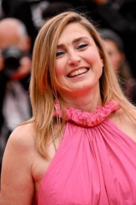 Cannes Opening Ceremony JR Julie Gayet attending the Opening Ceremony of the 78th Cannes Film Festival in Cannes, France on May, 13, 2025. Photo by Julien Reynaud APS-Medias ABACAPRESS.COM Cannes France  Copyright: xReynaudxJulien APS-Medias ABACAx