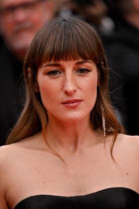 Cannes Opening Ceremony JR Juliette Armanet attending the Opening Ceremony of the 78th Cannes Film Festival in Cannes, France on May, 13, 2025. Photo by Julien Reynaud APS-Medias ABACAPRESS.COM Cannes France  Copyright: xReynaudxJulien APS-Medias ABACAx