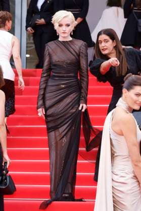 Julia Garner at the Opening Ceremony with the premiere of the feature film Partir un jour Leave One Day at the Festival de Cannes 2025 78 Cannes International Film Festival at the Palais des Festivals Cannes, 13 05 2025 Foto:xD.xBedrosianx xFuturexImagex opening_cannes_5546
