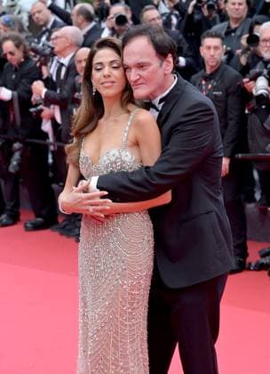 Leave One Day Premiere at 78th Festival de Cannes - Cannes, France CANNES, FRANCE. May 13, 2025: Quentin Tarantino & Daniella Pick at the Gala Opening and premiere for Leave One Day at the 78th Festival de Cannes. Picture: Paul Smith Featureflash Cannes France  Copyright: xPaulxSmithx xFeatureflashx