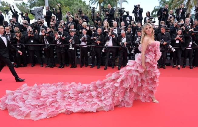 Leave One Day Premiere at 78th Festival de Cannes - Cannes, France CANNES, FRANCE. May 13, 2025: Heidi Klum at the Gala Opening and premiere for Leave One Day at the 78th Festival de Cannes. Picture: Paul Smith Featureflash Cannes France  Copyright: xPaulxSmithx xFeatureflashx