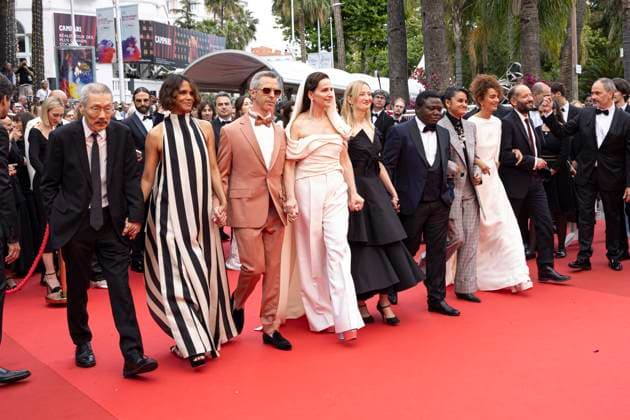 Cannes opening ceremony Hong Sang-soo, Halle Berry, Jeremy Strong, Jury President Juliette Binoche, Alba Rohrwacher, Dieudo Hamadi, Payal Kapadia, LeÃ¯la Slimani and Carlos Reygadas - Opening Ceremony And Partir Un Jour (Leave One Day) Red Carpet at the 78th Annual Cannes Film Festival in Cannes, France on May 13, 2025.  Copyright: x Chassery+Courdjix
