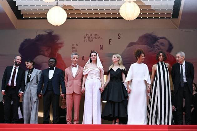 Cannes - Opening Red Carpet AM Alba Rohrwacher, Carlos Reygadas, Payal Kapadia, Hong Sang-soo, Leïla Slimani, Jeremy Strong, Juliette Binoche, Halle Berry and Dieudo Hamadi attending the Opening Ceremony and Leave One Day Premiere at the 78th Cannes Film Festival on May 13, 2025, in Cannes, southern France. Photo by Aurore Marechal ABACAPRESS.COM Cannes France  Copyright: xMarechalxAurore ABACAx