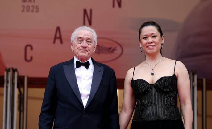 J Montée des marches du film Partir un jour pour la cérémonie douverture du 78ème Festival International du Film de Cannes Robert De Niro, sa compagne Tiffany Chen Montée des marches du film Partir un jour pour la cérémonie douverture du 78ème Festival International du Film de Cannes, au Palais des Festivals à Cannes On may 13th 2025 Jacovides Moreau Bestimage Red carpet of the movie Leave One Day for the opening of the 78th Cannes International Film Festival at the Palais des Festivals in Cannes, France On may 13th 2025 Cannes France  Copyright: xJACOVIDES-MOREAUx xBESTIMAGExJACOVIDES-MOREAUx xBESTIMAGEx