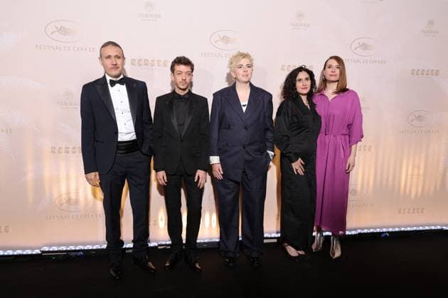 Photocall of the dinner at the 78th Cannes International Film Festival le Jury Un Certain Regard Roberto Minervini, Pérez Biscayart, Molly Manning Wlker, Couise Courvoisier, Vanja Kaludjercic Photocall of the dinner at the 78th Cannes International Film Festival on 13 May 2025 Moreau Borde Jacovides Bestimage Photocall of the dinner at the 78th Cannes International Film Festival on 13 May 2025 Cannes France  Copyright: xJACOVIDES-BORDE-MOREAUx xBESTIMAGExJACOVIDES-BORDE-MOREAUx xBESTIMAGEx