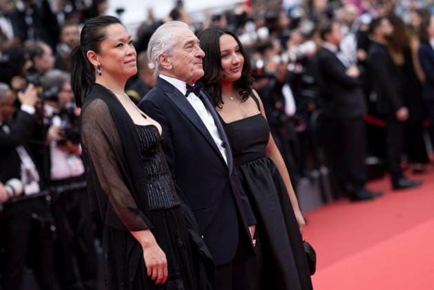 Robert De Niro surrounded by his partner Tiffany Chen and daughter Helen Grace De Niro Montée des marches of the movie Partir un jour for the opening ceremony of the 78th Cannes International Film Festival at the Palais des Festivals in Cannes On may 13th 2025 Jacovides Moreau Bestimage Red carpet of the movie Leave One Day for the opening of the 78th Cannes International Film Festival at the Palais des Festivals in Cannes, France On may 13th 2025  Copyright: xJACOVIDES-MOREAUx xBESTIMAGExJACOVIDES-MOREAUx xBESTIMAGEx