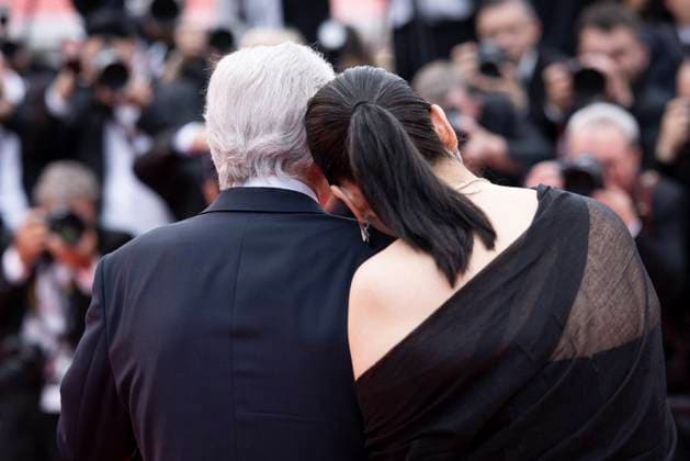 Robert De Niro et sa compagne Tiffany Chen Montée des marches du film Partir un jour pour la cérémonie douverture du 78ème Festival International du Film de Cannes, au Palais des Festivals à Cannes Le 13 mai 2025 Jacovides Moreau Bestimage Red carpet of the movie Leave One Day for the opening of the 78th Cannes International Film Festival at the Palais des Festivals in Cannes, France On may 13th 2025 unknown  Copyright: xJACOVIDES-MOREAUx xBESTIMAGExJACOVIDES-MOREAUx xBESTIMAGEx