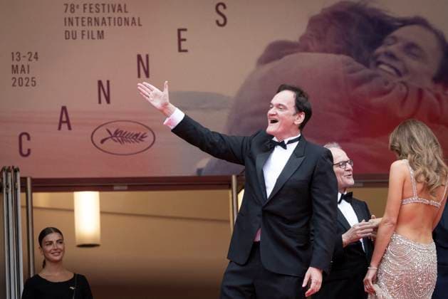 Quentin Tarantino, Thierry Frémaux, Daniella Tarantino Montée des marches du film Partir un jour pour la cérémonie douverture du 78ème Festival International du Film de Cannes, au Palais des Festivals à Cannes Le 13 mai 2025 Jacovides Moreau Bestimage Red carpet of the movie Leave One Day for the opening of the 78th Cannes International Film Festival at the Palais des Festivals in Cannes, France On may 13th 2025 unknown  Copyright: xJACOVIDES-MOREAUx xBESTIMAGExJACOVIDES-MOREAUx xBESTIMAGEx
