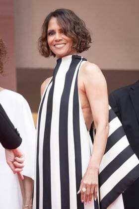 Halle Berry Montée des marches of the film Partir un jour for the opening ceremony of the 78th Cannes International Film Festival at the Palais des Festivals in Cannes On may 13th 2025 Jacovides Moreau Bestimage Red carpet of the film Leave One Day for the opening of the 78th Cannes International Film Festival at the Palais des Festivals in Cannes, France On may 13th 2025  Copyright: xJACOVIDES-MOREAUx xBESTIMAGExJACOVIDES-MOREAUx xBESTIMAGEx