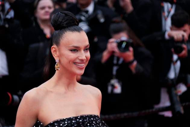Opening Ceremony And Partir Un Jour (Leave One Day) Red Carpet - The 78th Annual Cannes Film Festival Irina Shayk attends the red carpet for the opening ceremony and Partir Un Jour (Leave One Day) screening at the 78th annual Cannes Film Festival at Palais des Festivals on May 13, 2025 in Cannes, France. Cannes France  Copyright: xDanielexCifalÃ x originalFilename: cifala-notitle250513_nppi8.jpg