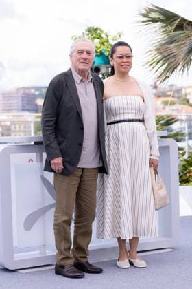 Honorary Palm d or Photocall - The 78th Annual Cannes Film Festival Robert de Niro and Tiffany Chen at the 78th annual Cannes Film Festival at Palais des Festivals on May 13, 2025 in Cannes, France.  Copyright: xKazukoxWakayamax