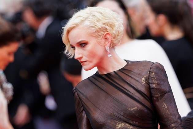 Cannes Opening Ceremony Red Carpet Julia Garner attends the red carpet for the opening ceremony and Partir Un Jour (Leave One Day) screening at the 78th annual Cannes Film Festival at Palais des Festivals on May 13, 2025 in Cannes, France. Photo by Anne Barson ABACAPRESS.COM Cannes France  Copyright: xBarsonxAnne ABACAx