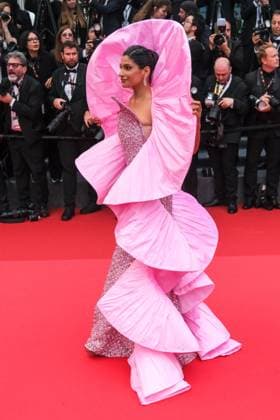 Entertainment Bilder des Tages CELEBRITES : 78 eme Festival de Cannes Tapis rouge 2025 - 13 05 2025 CANNES, FRANCE - MAY 13: Farhana Bodi attends the red carpet for the opening ceremony and Partir Un Jour (Leave One Day) screening at the 78th annual Cannes Film Festival at Palais des Festivals on May 13, 2025 in Cannes, France.  Copyright: xLUCAxCUTOLOx