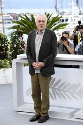 Robert De Niro receives the Palme dOr for his lifetime achievement at the Photocall at the 78 Cannes Film Festival on 13 05 2025
