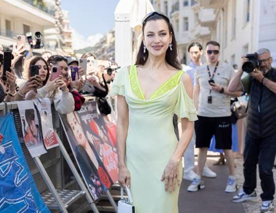 Cannes Irina Shayk is going out Hotel Martinez MP Irina Shayk is going out Hotel Martinez ahead of the 78th Cannes Film Festival on May 14, 2025 in Cannes, France. Photo by Marco Piovanotto ABACAPRESS.COM  Copyright: xPiovanottoxMarco ABACAx