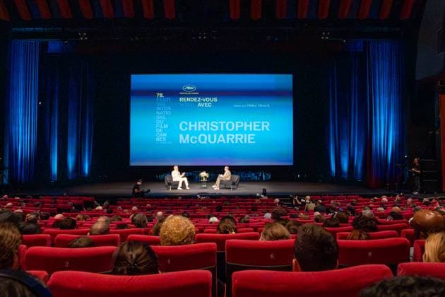 78eme Festival International du Film de Cannes Masterclass de Christopher Macquarrie 78th Cannes International Film Festival Masterclass by Christopher Macquarrie 444158 2025 05 14 Cannes France McQuarrie, Christopher Allouche, Didier  Copyright: xEstellexCarlierx xStarfacex STAR_444158_009