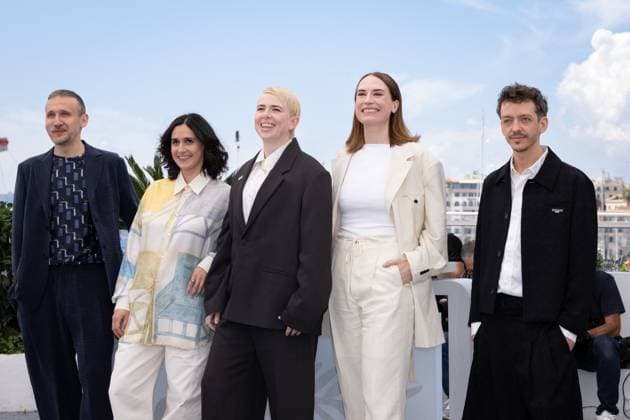 Cannes - Jury Un Certain Regard Photocall Un Certain Regard Jury Member Roberto Minervini, Un Certain Regard Jury Member Louise Courvoisier, Un Certain Regard Jury President Molly Manning Walker, Un Certain Regard Jury Member Vanja Kaludjercic and Un Certain Regard Jury Member Nahuel Pérez Biscayart attend the Jury Un Certain Regard photocall at the 78th annual Cannes Film Festival at Palais des Festivals on May 14, 2025 in Cannes, France. Photo by Shootpix ABACAPRESS.COM Cannes France  Copyright: xShootpix ABACAx