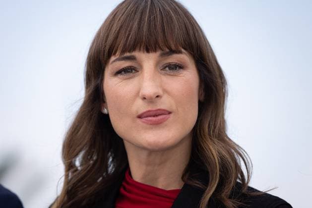 Cannes - Partir Un Jour Photocall Juliette Armanet attends the Partir Un Jour (Leave One Day) photocall at the 78th annual Cannes Film Festival at Palais des Festivals on May 14, 2025 in Cannes, France. Photo by Shootpix ABACAPRESS.COM Cannes France  Copyright: xShootpix ABACAx
