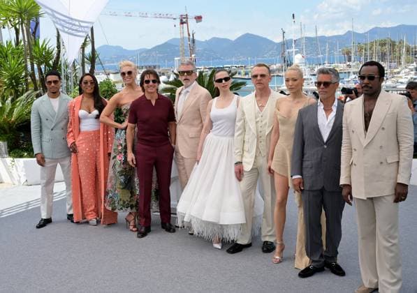 Mission Impossible - The Final Reckoning Photocall at 78th Festival de Cannes - Cannes, France CANNES, FRANCE. May 14, 2025: Greg Tarzan Davis, Angela Bassett, Hannah Waddingham,Tom Cruise, Christopher McQuarrie, Hayley Atwell, Simon Pegg, Pom Klementieff, Esai Morales & Tramell Tillman at the photocall for Mission Impossible - The Final Reckoning at the 78th Festival de Cannes. Picture: Paul Smith Featureflash Cannes France  Copyright: xPaulxSmithx xFeatureflashx