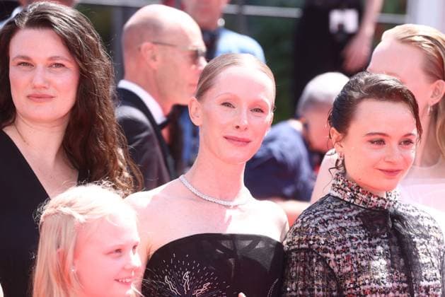 Cannes Sound Of Falling Screening JD Mascha Schilinsk, Susanne Wust and Lena Urzendowsky walking the red carpet ahead of the screening of Sound of Falling, presented in Competition, Cannes, France on May 14, 2025 as part of the 78th Cannes Film Festival. Jerome Domine ABACAPRESS.COM Cannes France  Copyright: xDominexJerome ABACAx