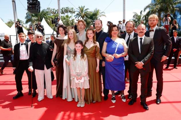 Filip Schnack, Martin Rother, Bärbel Schwarz, Konstantin Londhorsdt, Lucas Prisor and guests at the premiere of the feature film Sound of Falling at the Festival de Cannes 2025 78 Cannes International Film Festival at the Palais des Festivals Cannes, 14 05 2025 Foto:xD.xBedrosianx xFuturexImagex falling_5512